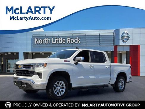 Used 2023 Chevrolet Silverado 1500 LT AWD/4WD image 1