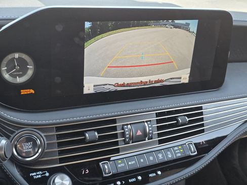Certified 2024 Lexus LS 500 RWD image 24