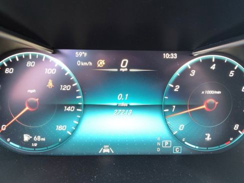 Used 2020 Mercedes-Benz GLC 300 4MATIC image 23