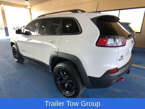 Used 2019 Jeep Cherokee Trailhawk w/ Comfort/Convenience Group AWD/4WD image 7