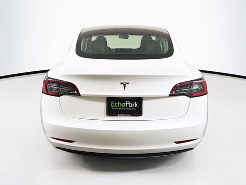 Used 2023 Tesla Model 3 Standard Range RWD image 7