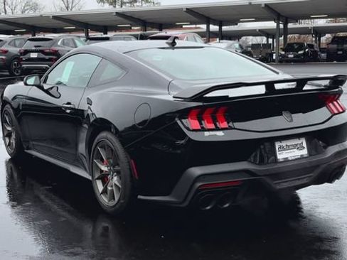 Used 2025 Ford Mustang Dark Horse RWD image 9