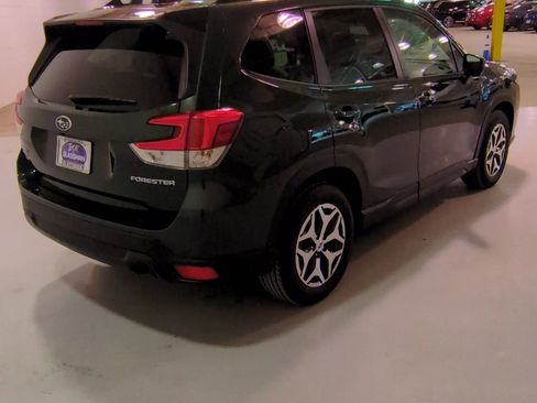 Certified 2024 Subaru Forester Premium AWD/4WD image 4