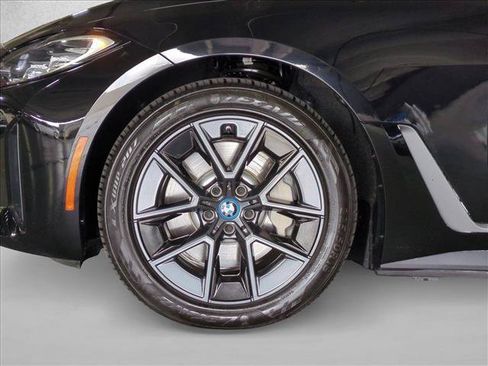 Used 2023 BMW i4 eDrive35 RWD image 24