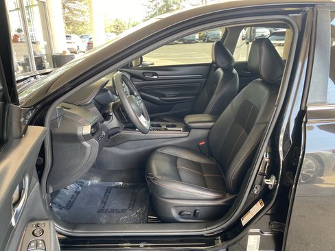 Used 2021 Nissan Altima 2.5 SR FWD image 28