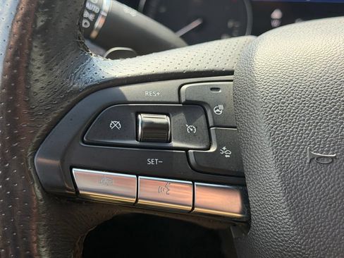 Used 2021 Cadillac XT4 Sport w/ Sun And Sound Package AWD/4WD image 17