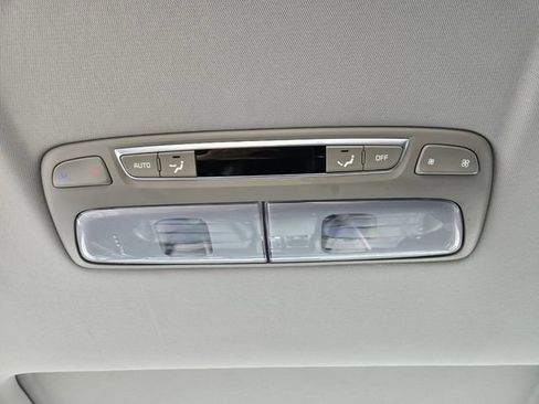 Used 2025 Kia Telluride S AWD/4WD image 17