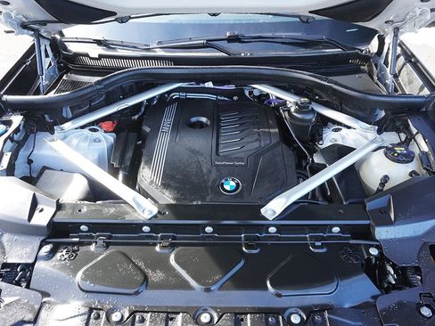 Used 2023 BMW X5 xDrive40i w/ Executive Package image 30