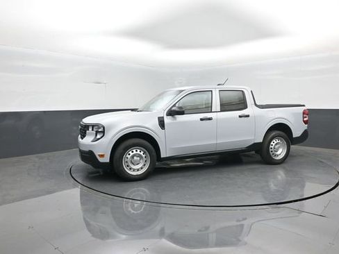 New 2026 Ford Maverick XL FWD image 4