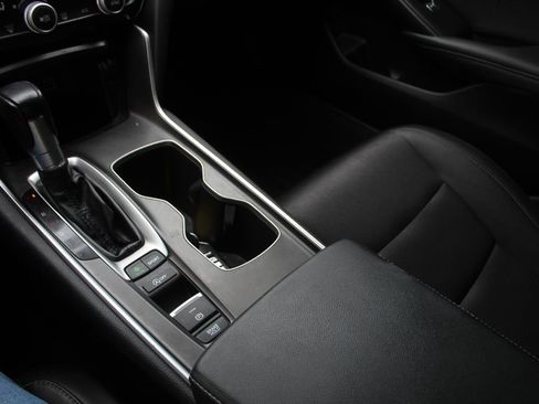 Used 2021 Honda Accord Sport image 20