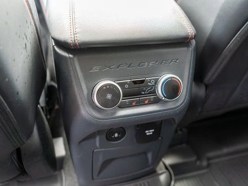 Used 2025 Ford Explorer ST AWD/4WD image 16