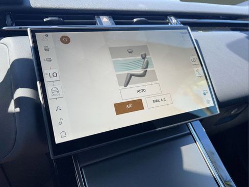 New 2026 Land Rover Range Rover Velar S image 29