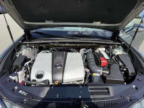 Used 2025 Lexus ES 350 w/ Premium Package FWD image 27
