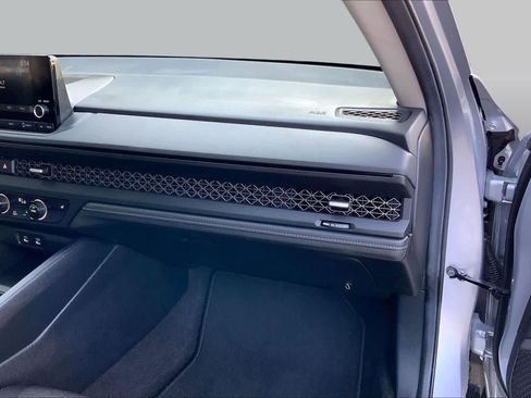 Used 2024 Honda Accord EX image 19