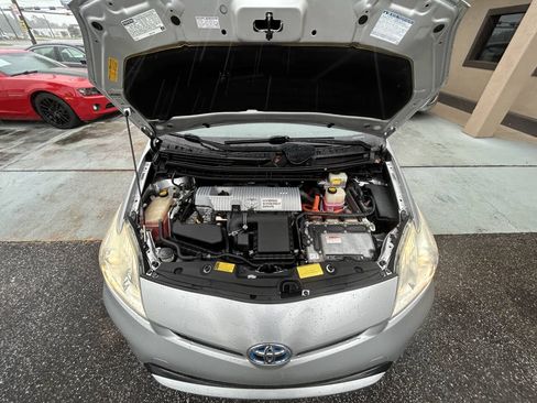 Used 2012 Toyota Prius Two FWD image 7