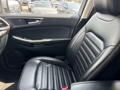 Used 2024 Ford Edge SEL AWD/4WD image 16