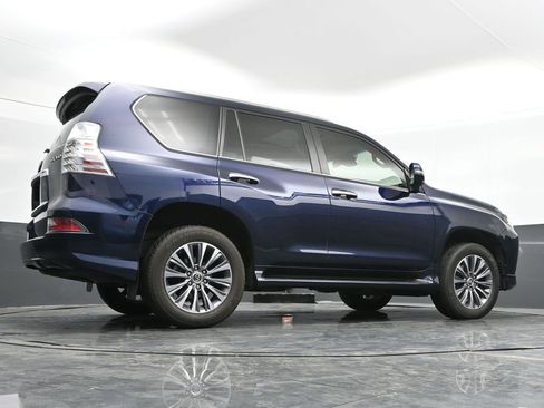 Used 2022 Lexus GX 460 Luxury image 48