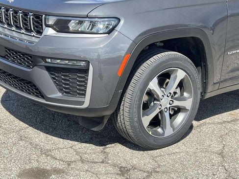 New 2026 Jeep Grand Cherokee L Limited image 4
