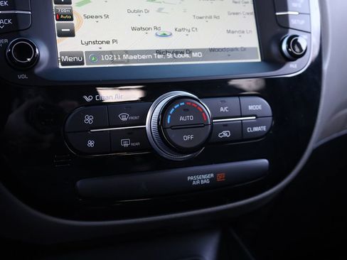 Used 2017 Kia Soul + w/ Audio Package image 14