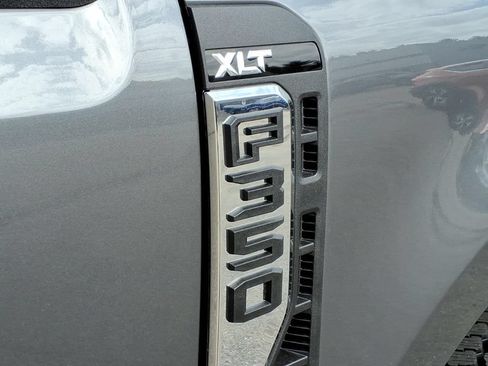 New 2026 Ford F350 XLT w/ FX4 Off-Road Package AWD/4WD image 12