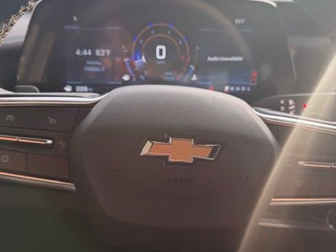 New 2026 Chevrolet Equinox LT image 8