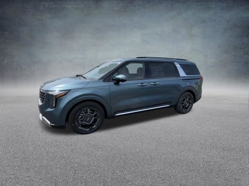 Used 2025 Kia Carnival SX image 10