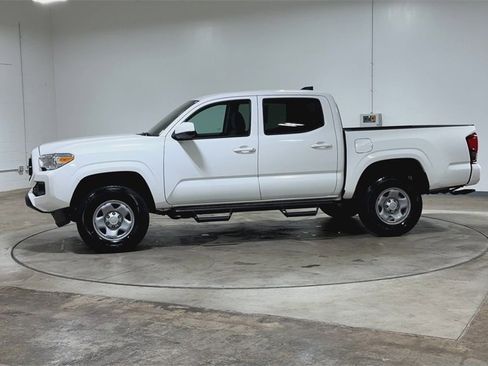 Used 2023 Toyota Tacoma SR image 6