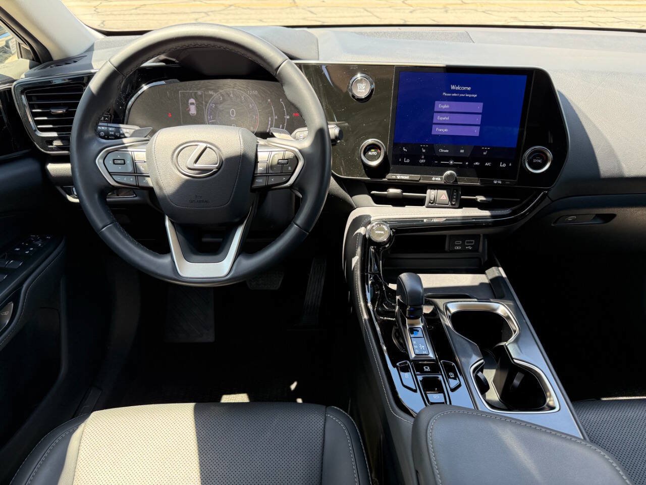 Used 2023 Lexus NX 250 FWD image 27