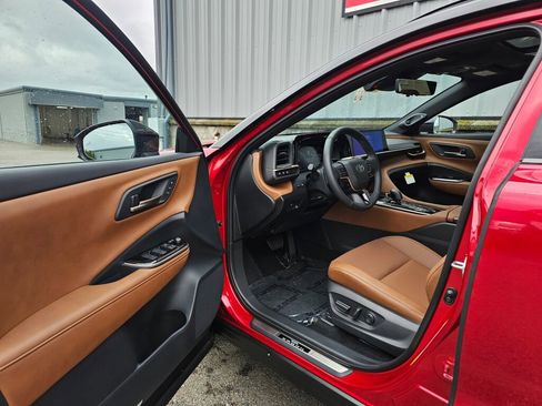 New 2026 Toyota Crown Signia image 11