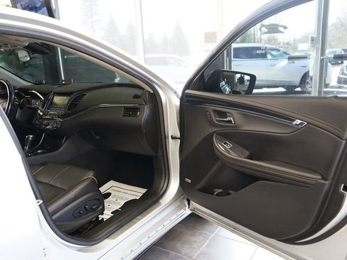 Used 2019 Chevrolet Impala Premier image 41
