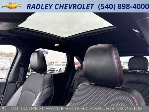Used 2025 Ford Escape ST-Line w/ Equipment Group 301A FWD image 2