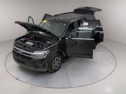 Certified 2024 Ford Expedition XLT image 59