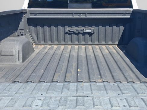 Used 2021 GMC Sierra 1500 AT4 w/ AT4 Premium Package AWD/4WD image 10
