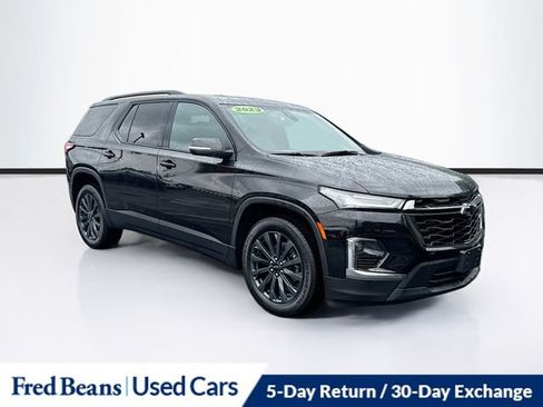 Used 2023 Chevrolet Traverse RS AWD/4WD image 1