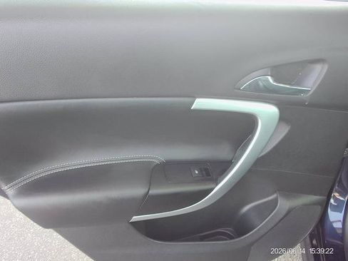Used 2016 Buick Regal FWD image 16