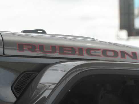 Used 2023 Jeep Wrangler Rubicon w/ Cold Weather Group AWD/4WD image 29