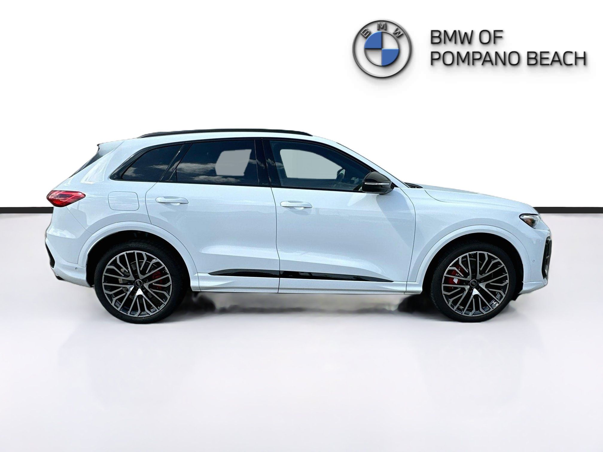 Used 2025 Audi SQ5 Premium Plus AWD/4WD image 6