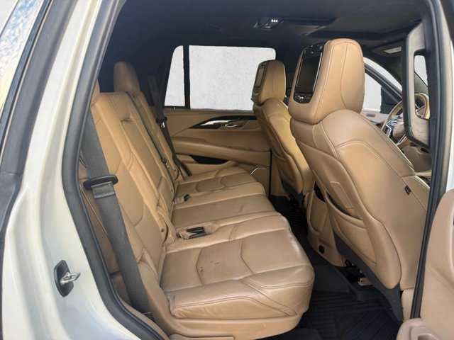 Used 2018 Cadillac Escalade Platinum AWD/4WD image 20
