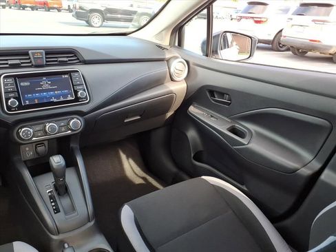 Used 2025 Nissan Versa S image 21