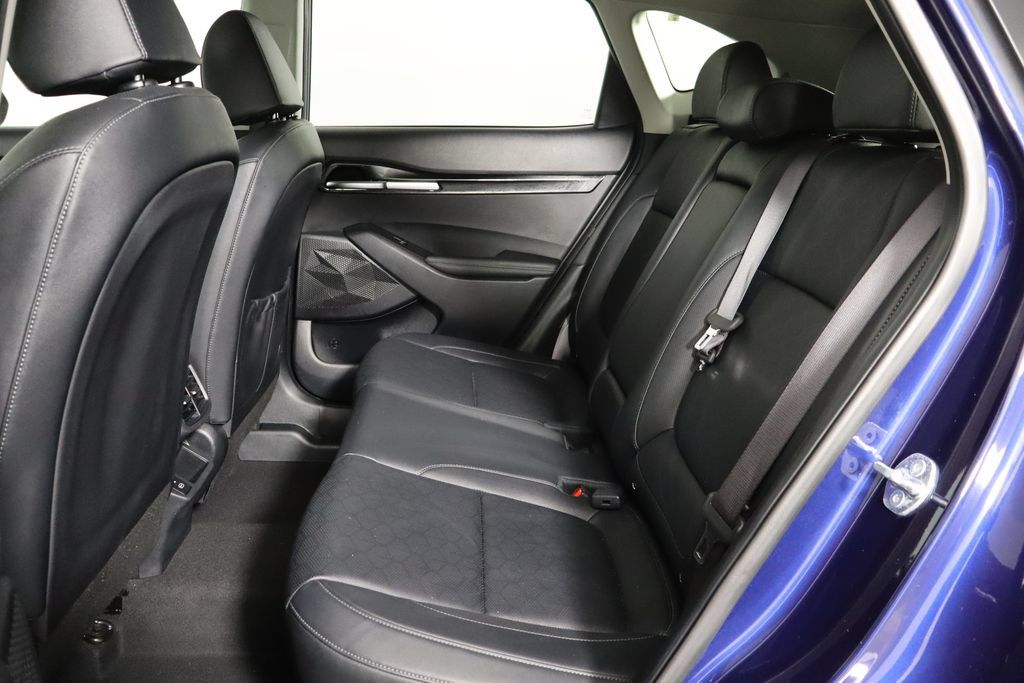 Used 2025 Kia Seltos EX FWD image 17