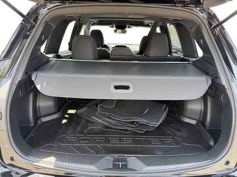 Used 2025 Subaru Forester Premium w/ Convenience Package #1 AWD/4WD image 17