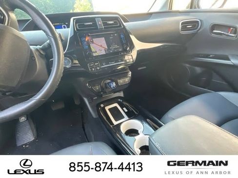 Used 2016 Toyota Prius Four Touring FWD image 20