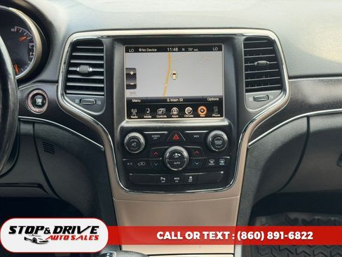 Used 2015 Jeep Grand Cherokee Limited AWD/4WD image 11