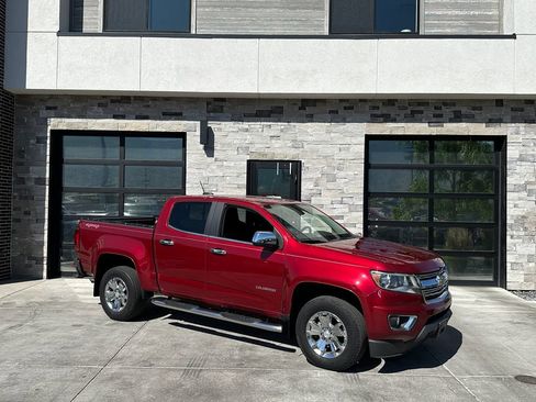 Used 2019 Chevrolet Colorado LT w/ LT Convenience Package AWD/4WD image 1