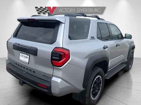 Used 2025 Toyota 4Runner 4WD image 8