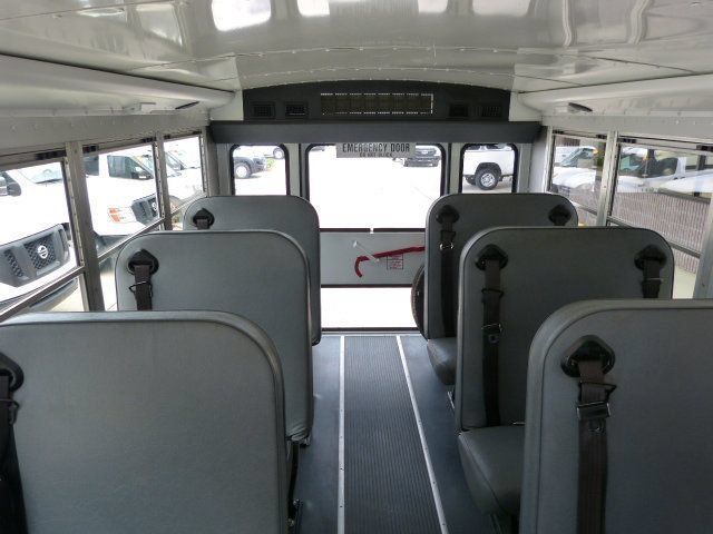 Used 2008 Chevrolet Express 3500 w/ School Bus Package RWD image 19