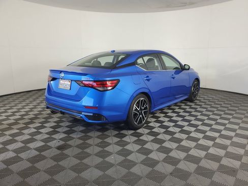 Used 2024 Nissan Sentra SR w/ SR Premium Package image 4