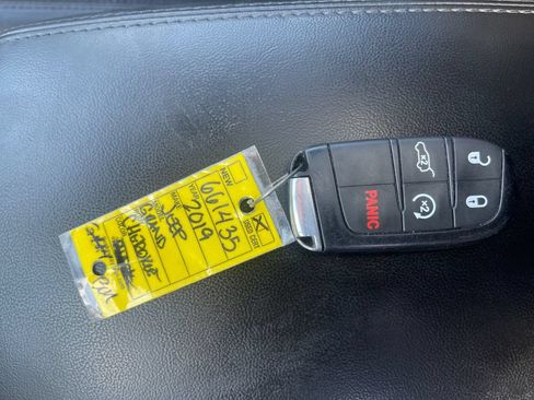 Used 2019 Jeep Grand Cherokee Limited AWD/4WD image 36