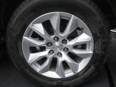 Used 2021 Chevrolet Silverado 1500 Custom RWD image 10