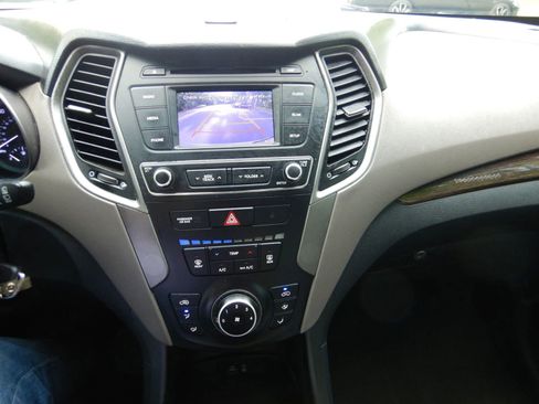 Used 2018 Hyundai Santa Fe Sport AWD/4WD image 14